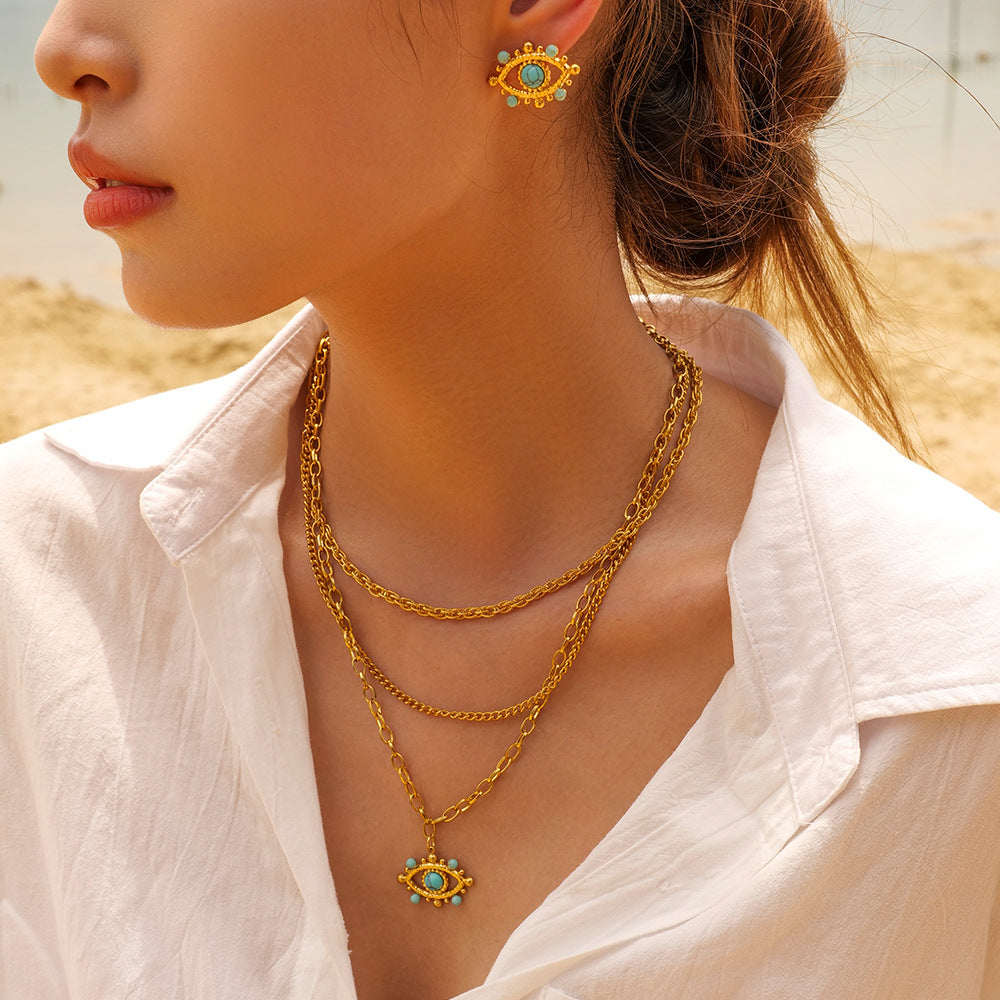 bohemian gold necklace set showing three adjustable chains (0.38cm, 0.3cm, 0.4cm widths) with 42-51cm lengths 4