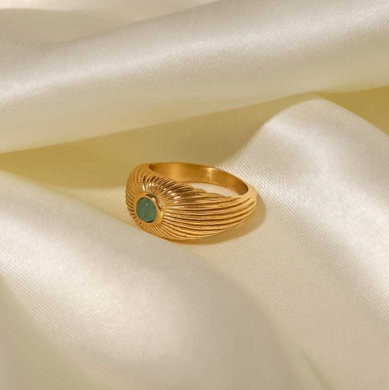 Bold Statement Pendant by Arza Accessories: 1.1cm premium metal jewelry, 6.7g lightweight design, perfect for gifts or everyday luxury - right side