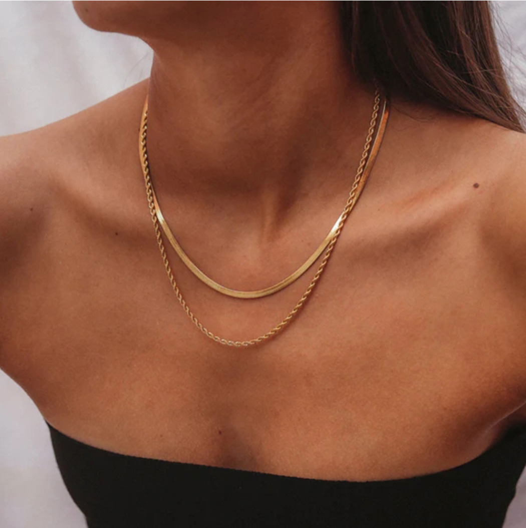 Double-layered twisted gold chain necklace for women, adjustable lightweight everyday jewelry 1
