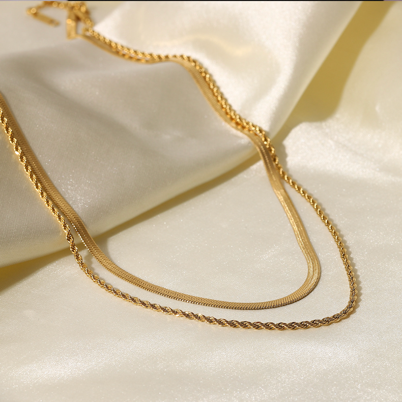 Double-layered twisted gold chain necklace for women, adjustable lightweight everyday jewelry 4