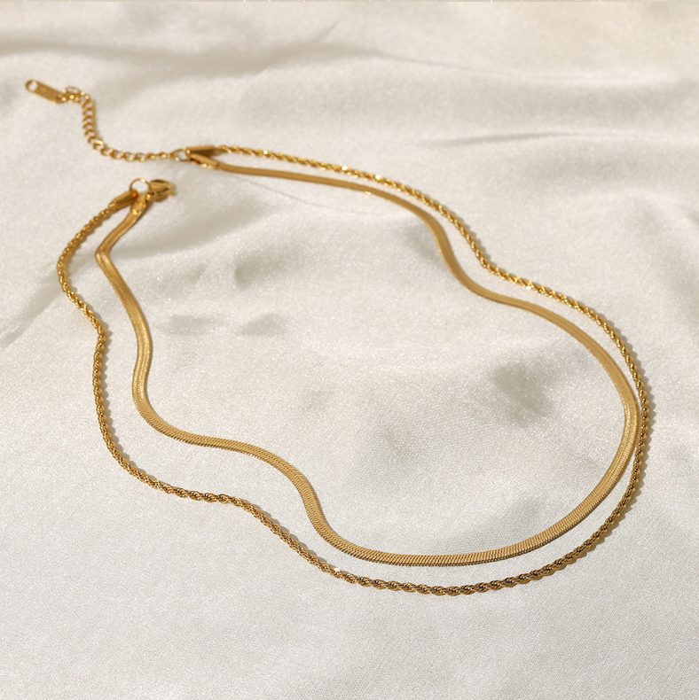 Double-layered twisted gold chain necklace for women, adjustable lightweight everyday jewelry 5
