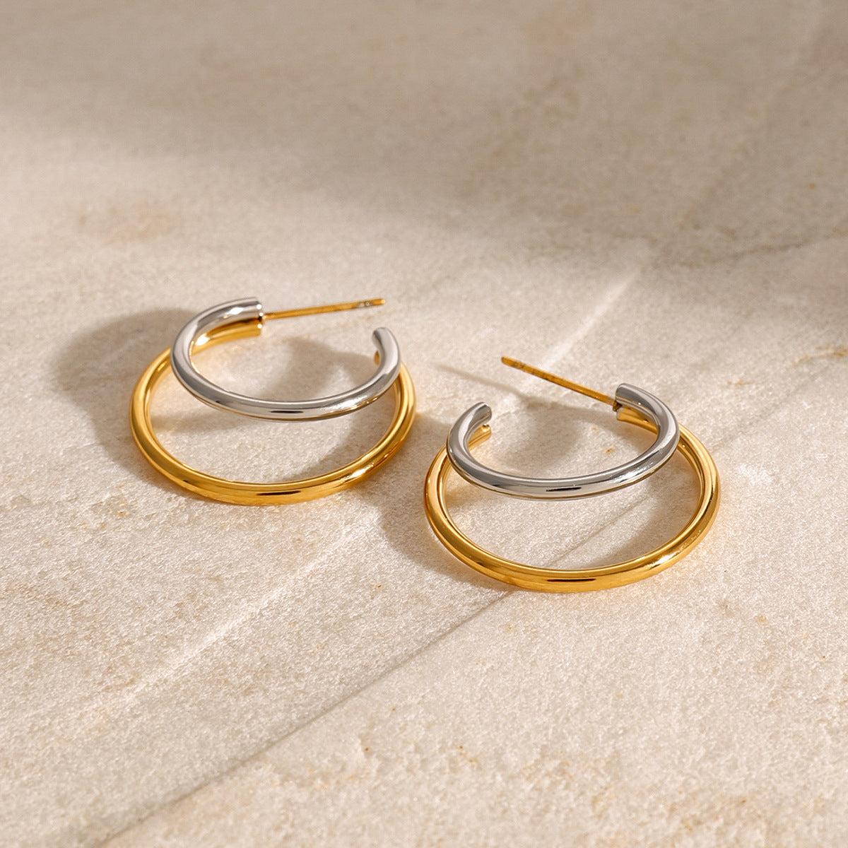 Gold-tone stainless steel double hoop earrings, 2.6cm diameter, ultra-lightweight 5.19g 5
