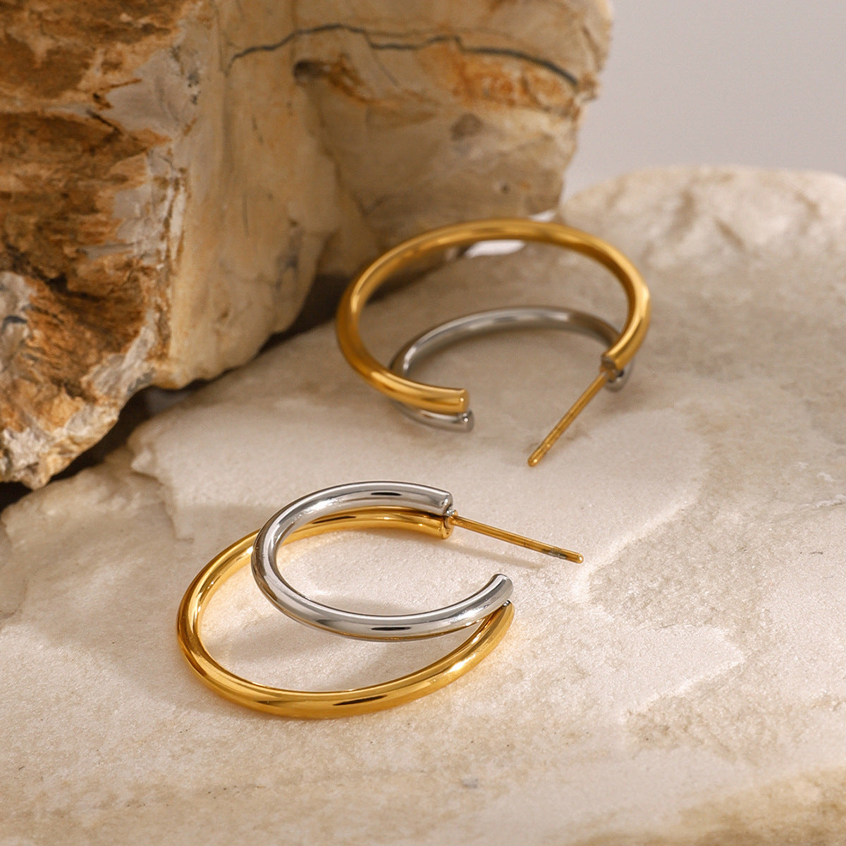 Gold-tone stainless steel double hoop earrings, 2.6cm diameter, ultra-lightweight 5.19g 6