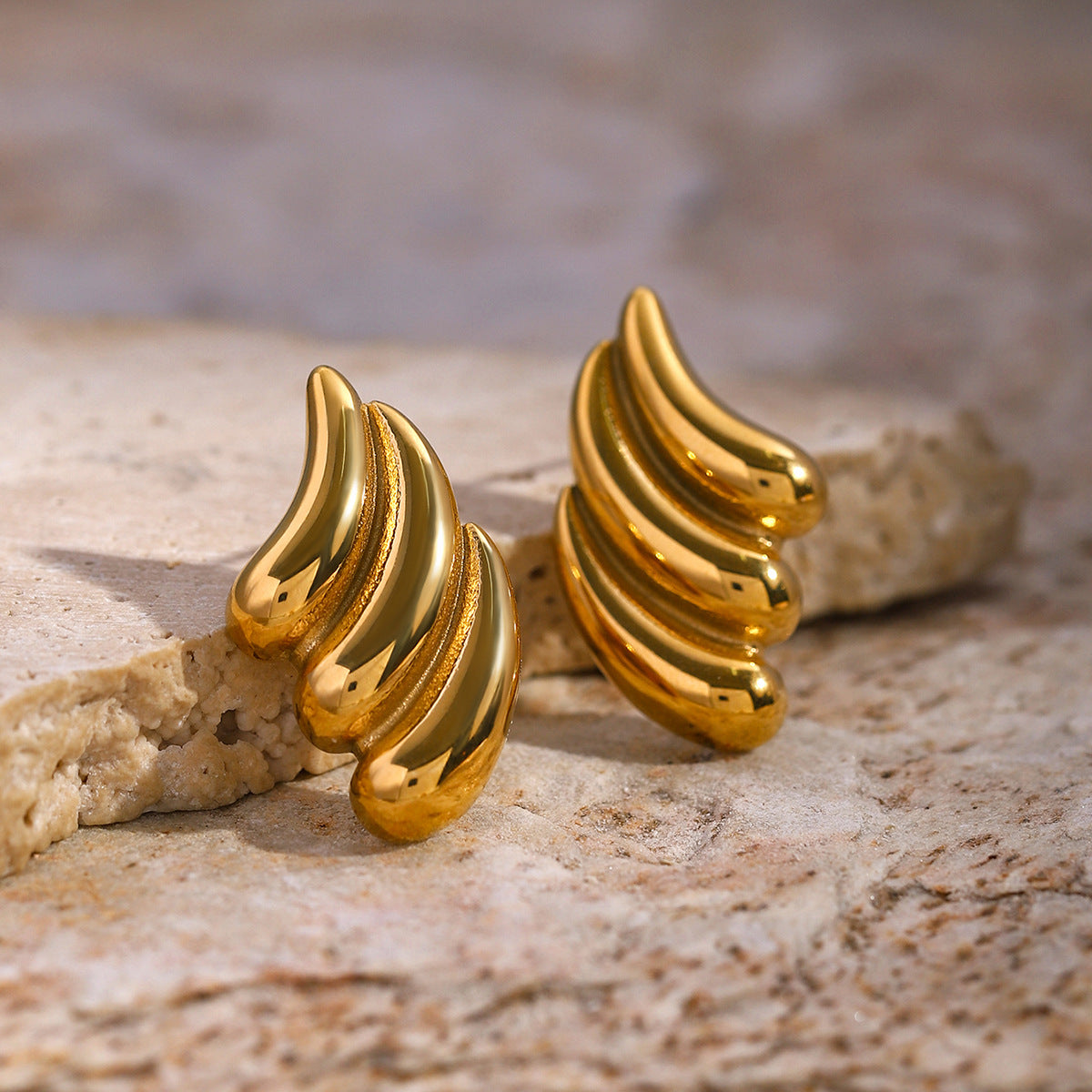 Trendy gold-tone glamorous hoop earrings (2.75cm) in stainless steel by Arza Accessories - perfect party statement jewelry for special occasions 3