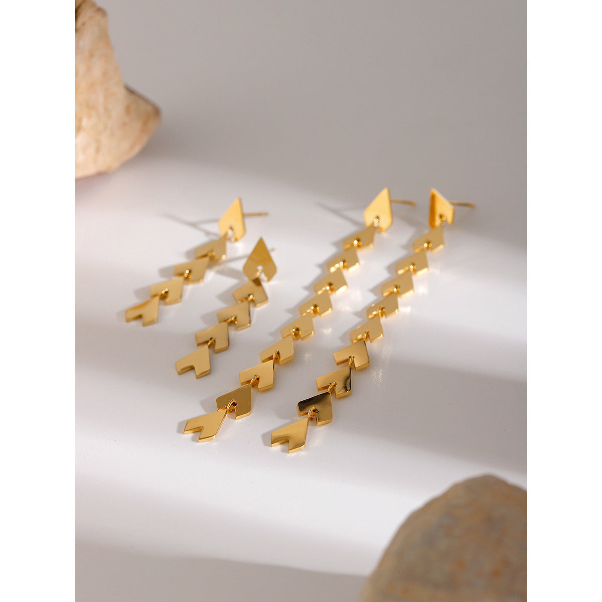 Romantic gold-tone heart-shaped dangle earrings (5cm) by Arza Accessories - perfect party and gift jewelry for special occasions 8