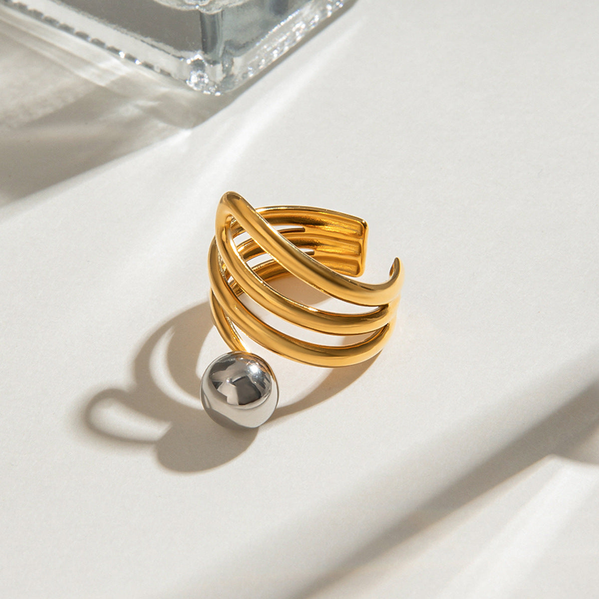 Gold plated statement ring with gray pearl inlay, bold adjustable party jewelry for women-4