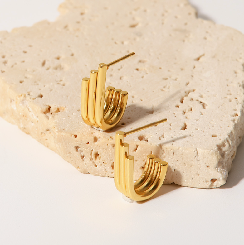 Hypoallergenic gold threader earrings (1.6cm) - minimalist jewelry for women 5