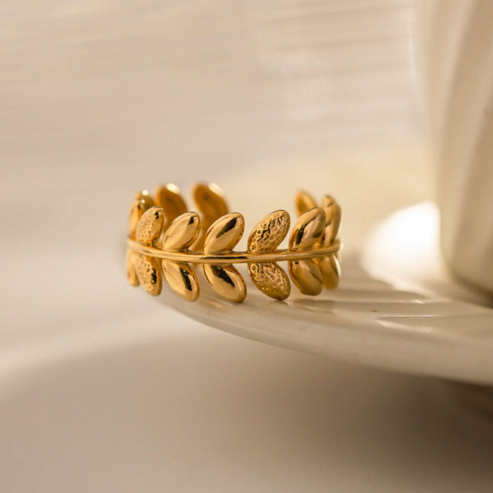 Adjustable gold leaf stackable rings set - feminine jewelry gift for women (3.76g) - 2