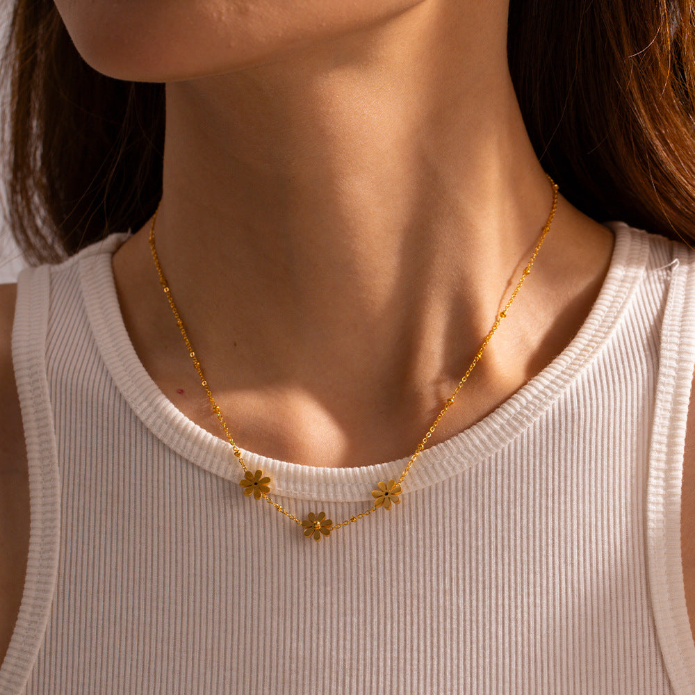Gold floral charm necklace for women, lightweight adjustable everyday jewelry 5