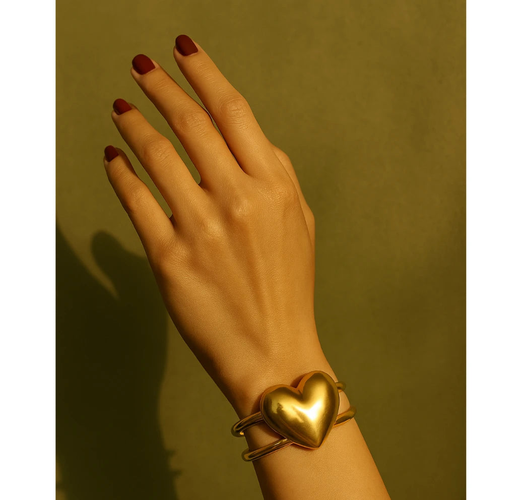 Trendy layered bracelet collection