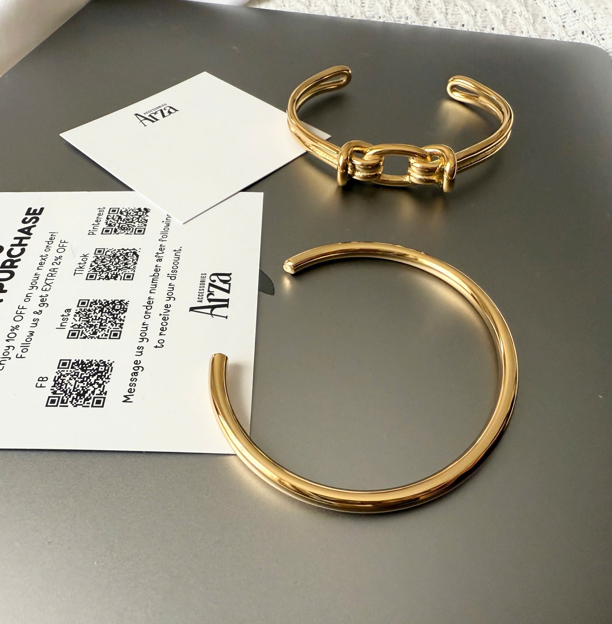 Adjustable stainless steel chain bracelet for women (available in multiple sizes) - waterproof everyday jewelry by Arza Accessories 124