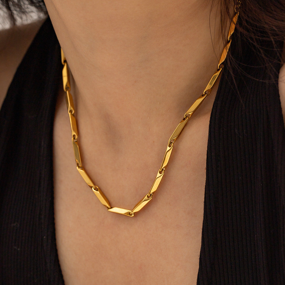 "Gold choker necklace for women, 17cm+5.5cm adjustable affordable everyday jewelry"

"Gold pendant-length necklace for women, 38.5cm+5.5cm adjustable stylish chain" 4