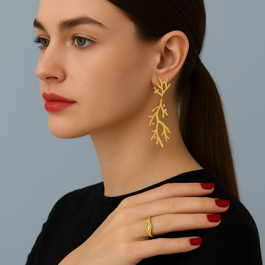 Bold customizable gold chunky statement ring for women – trendy everyday and party jewelry by Arza Accessories 1