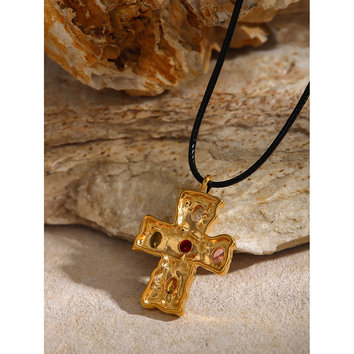 Gold choker necklace with 3.95cm minimalist pendant showing adjustable 149cm length and 12.49g design 2