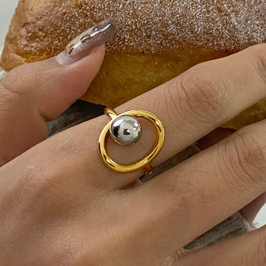 Adjustable gold statement ring with gray pearl inlay - bold waterproof jewelry for parties & everyday wear (5.3g)-1