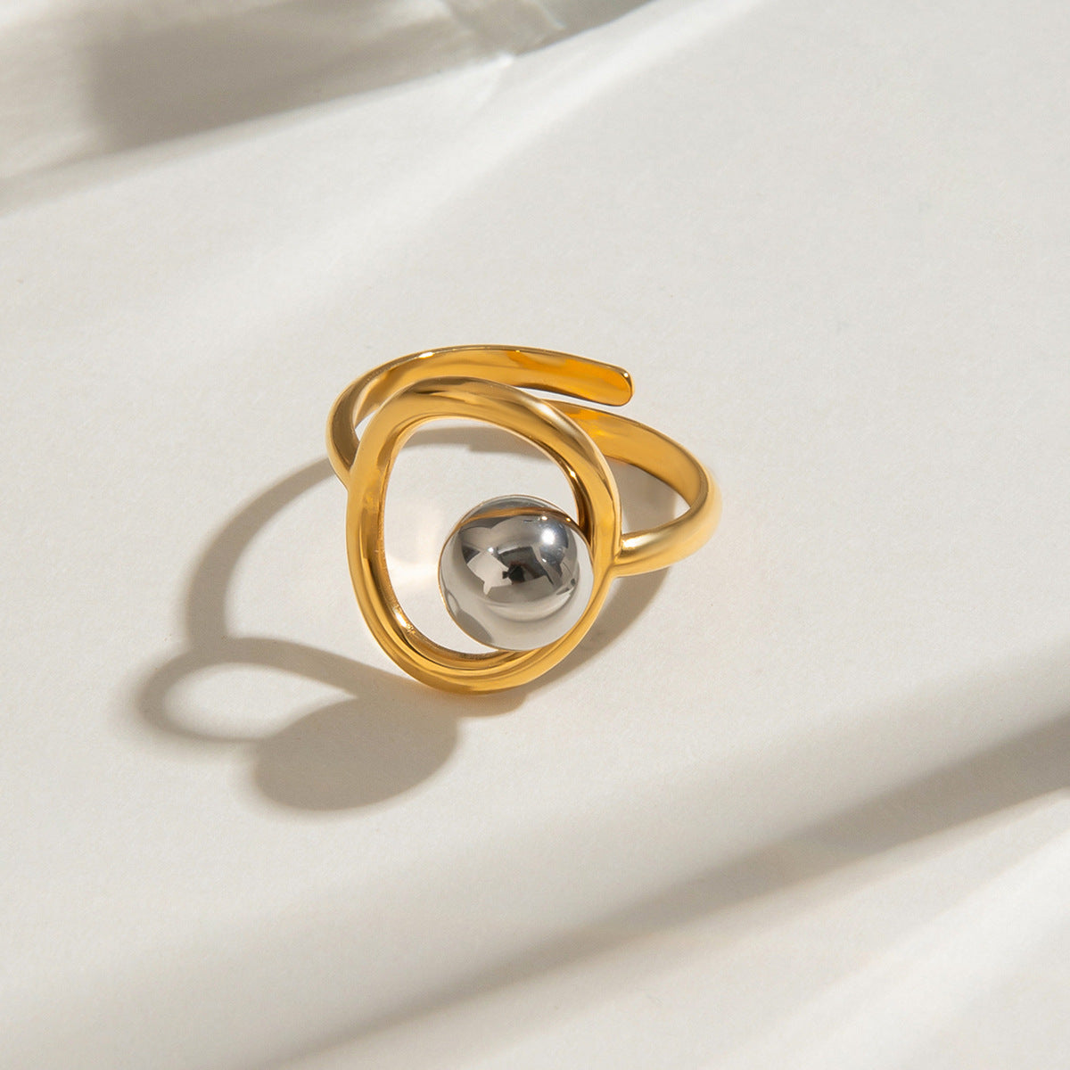 Adjustable gold statement ring with gray pearl inlay - bold waterproof jewelry for parties & everyday wear (5.3g)-2