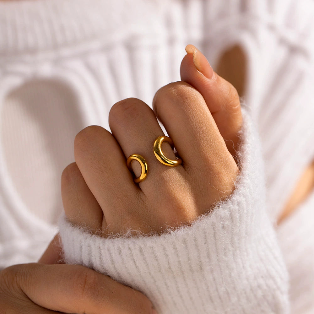 Gold Statement Rings for Everyday Wear – Adjustable Bold Design | Trendy Affordable Jewelry Gift - Arza Accessories