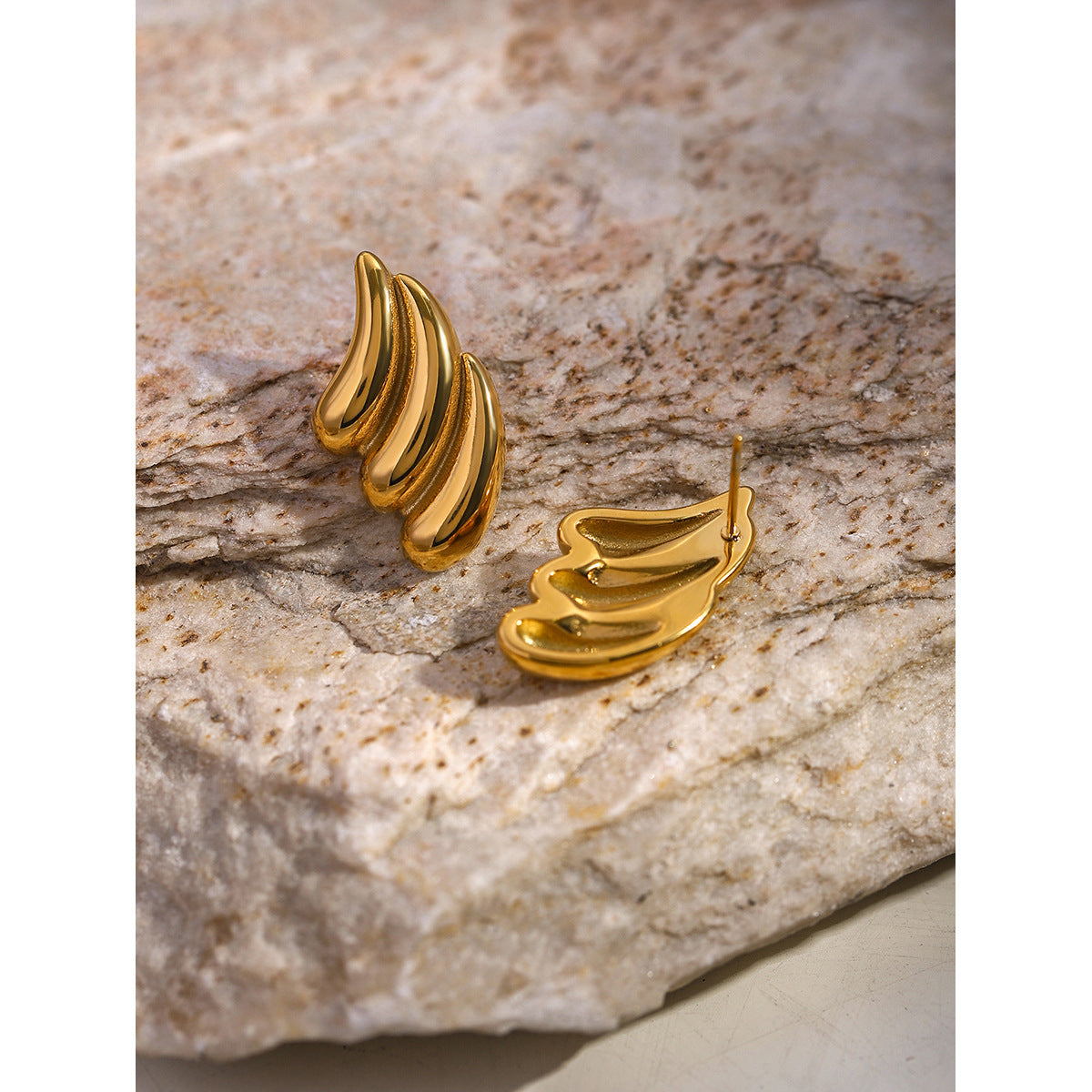 Trendy gold-tone glamorous hoop earrings (2.75cm) in stainless steel by Arza Accessories - perfect party statement jewelry for special occasions 9