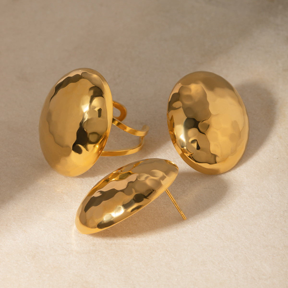 "3cm gold bow earrings - minimalist dangle jewelry for women"

"2.78cm silver bow earrings (1.95cm inner diameter) - lightweight design"

"2.16cm gold/silver bow stud earrings - everyday hypoallergenic jewelry" 6