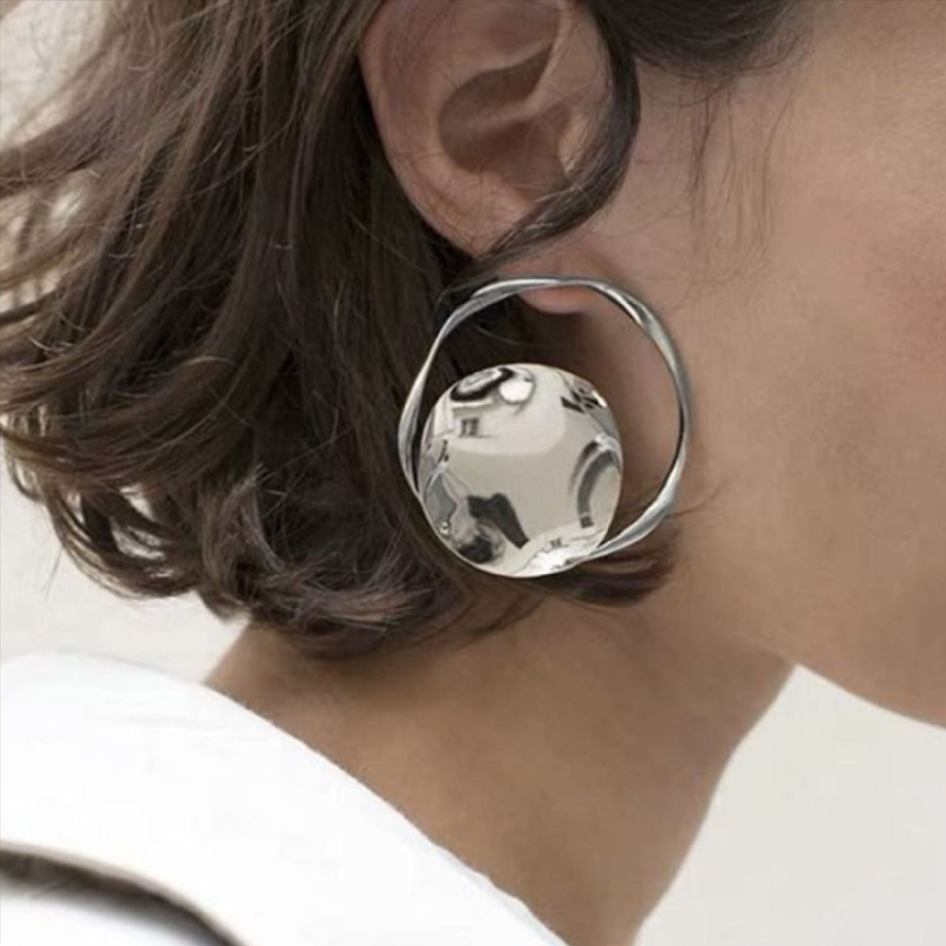 Minimalist silver-tone hoop earrings 4.19cm, lightweight stainless steel waterproof jewelry for everyday wear | Arza Accessories Australia - 1 