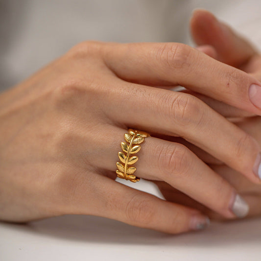 Adjustable gold leaf stackable rings set - feminine jewelry gift for women (3.76g) - 9