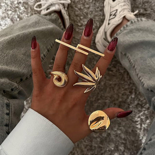 Gold twisted adjustable ring with spiral design - 17mm hypoallergenic jewelry for swollen fingers | Arza Accessories 1
